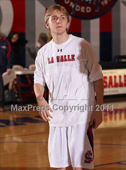 Thumbnail 1 in La Salle vs. Buckley (CIF SS Playoffs) photogallery.