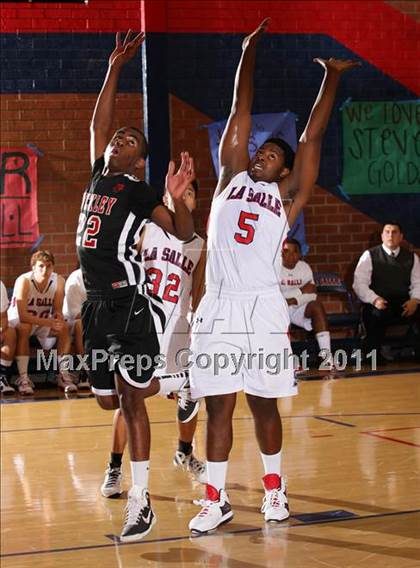 Thumbnail 1 in La Salle vs. Buckley (CIF SS Playoffs) photogallery.