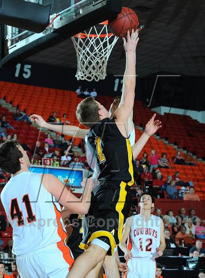 Thumbnail 3 in Abilene vs. Andale (KSHSAA State 4A 3rd Place) photogallery.