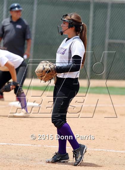 Thumbnail 3 in Garfield vs. Chavez (CIF LA Section Division 2 (Final) photogallery.