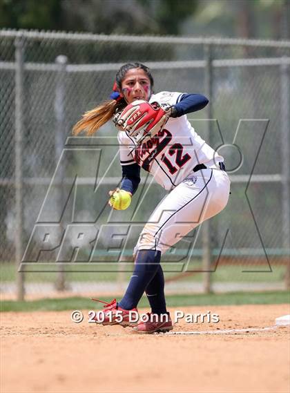 Thumbnail 3 in Garfield vs. Chavez (CIF LA Section Division 2 (Final) photogallery.