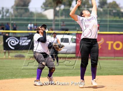 Thumbnail 3 in Garfield vs. Chavez (CIF LA Section Division 2 (Final) photogallery.