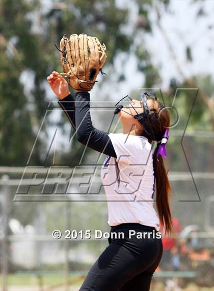Thumbnail 3 in Garfield vs. Chavez (CIF LA Section Division 2 (Final) photogallery.