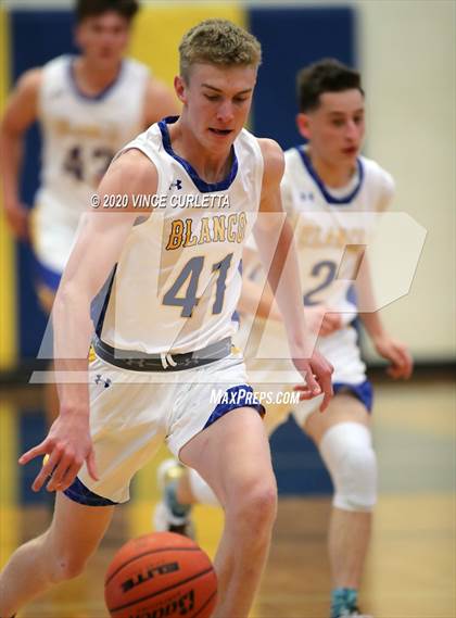 Thumbnail 1 in TMI-Episcopal @ Blanco photogallery.