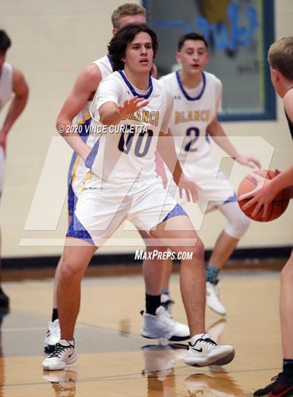 Thumbnail 1 in TMI-Episcopal @ Blanco photogallery.