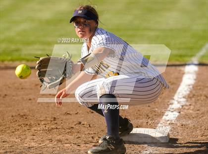 Thumbnail 3 in St. Mary's vs. Elk Grove (CIF SJS D2 Playoff) photogallery.