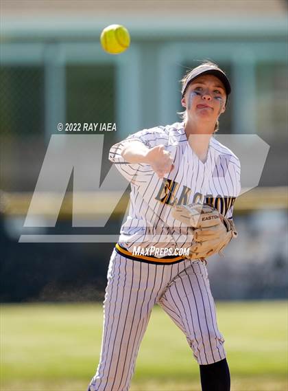 Thumbnail 3 in St. Mary's vs. Elk Grove (CIF SJS D2 Playoff) photogallery.