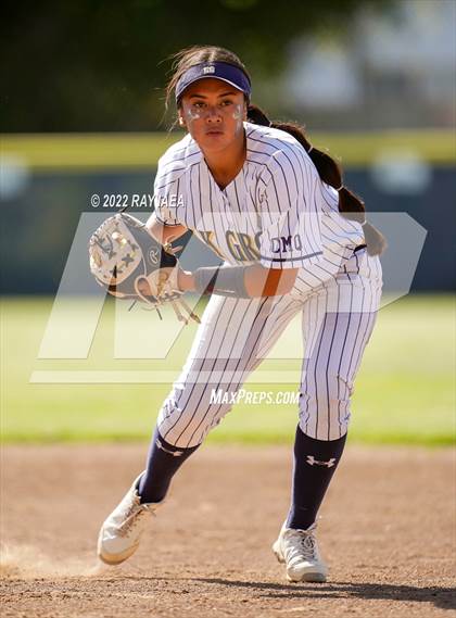 Thumbnail 3 in St. Mary's vs. Elk Grove (CIF SJS D2 Playoff) photogallery.