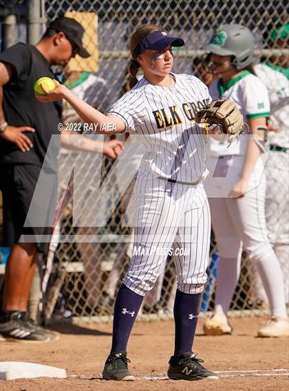 Thumbnail 1 in St. Mary's vs. Elk Grove (CIF SJS D2 Playoff) photogallery.
