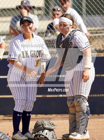 Thumbnail 3 in St. Mary's vs. Elk Grove (CIF SJS D2 Playoff) photogallery.