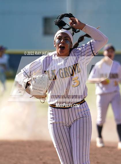 Thumbnail 2 in St. Mary's vs. Elk Grove (CIF SJS D2 Playoff) photogallery.