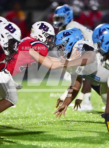 Thumbnail 3 in James Clemens @ Bob Jones photogallery.