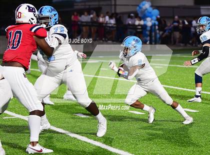 Thumbnail 1 in James Clemens @ Bob Jones photogallery.