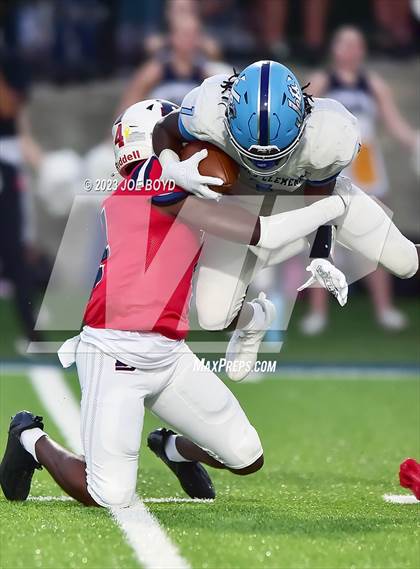 Thumbnail 1 in James Clemens @ Bob Jones photogallery.