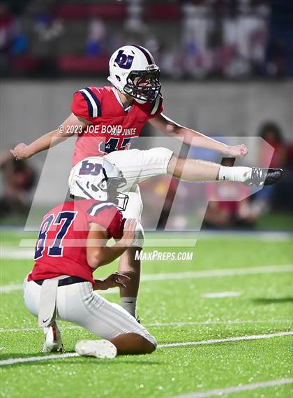 Thumbnail 3 in James Clemens @ Bob Jones photogallery.