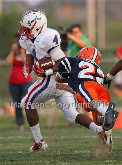 Thumbnail 1 in North @ Olathe East photogallery.