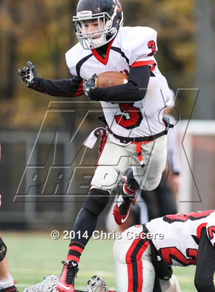 Thumbnail 2 in Dansville vs. Le Roy (Section 5 Class C Semifinal) photogallery.