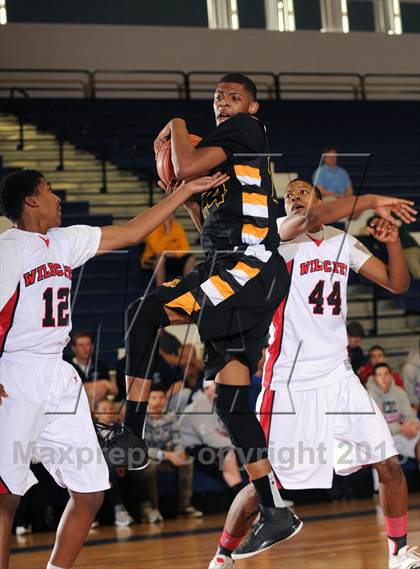 Thumbnail 2 in Clark vs. Las Vegas (Las Vegas Hoop Fest) photogallery.