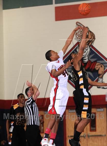 Thumbnail 2 in Clark vs. Las Vegas (Las Vegas Hoop Fest) photogallery.