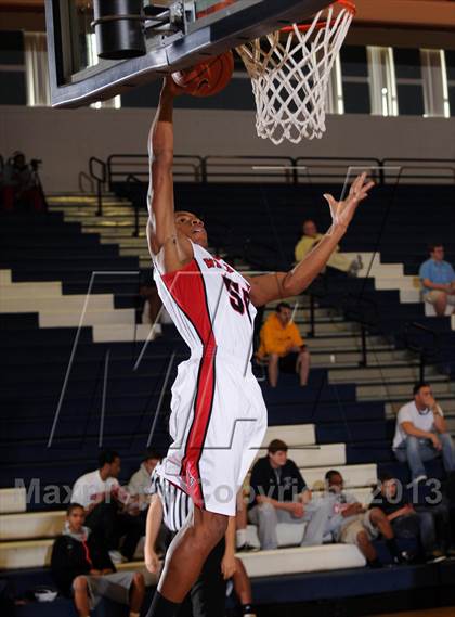 Thumbnail 3 in Clark vs. Las Vegas (Las Vegas Hoop Fest) photogallery.