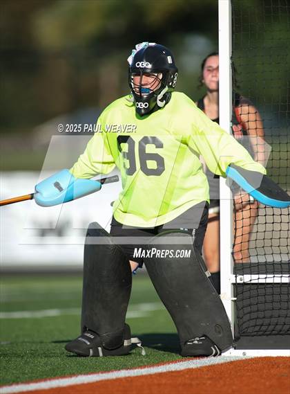 Thumbnail 1 in Midd-West @ Milton photogallery.