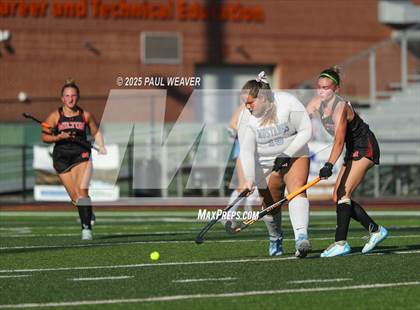 Thumbnail 2 in Midd-West @ Milton photogallery.