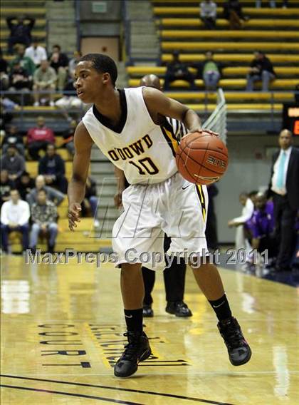 Thumbnail 2 in Sacramento @ Bishop O'Dowd (MLK Classic) photogallery.