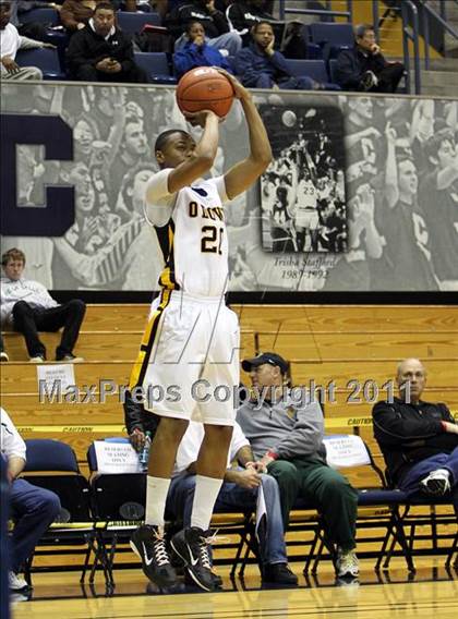 Thumbnail 2 in Sacramento @ Bishop O'Dowd (MLK Classic) photogallery.