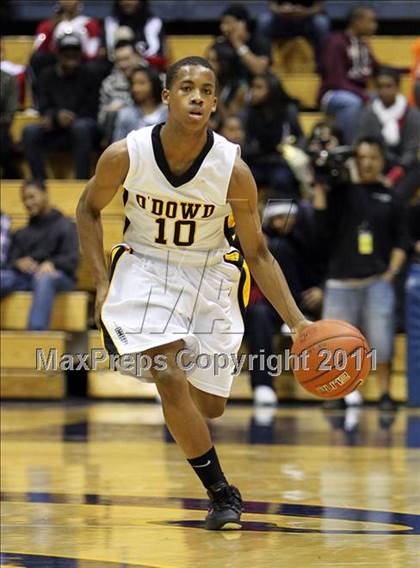 Thumbnail 2 in Sacramento @ Bishop O'Dowd (MLK Classic) photogallery.