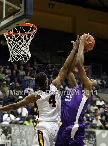 Thumbnail 3 in Sacramento @ Bishop O'Dowd (MLK Classic) photogallery.