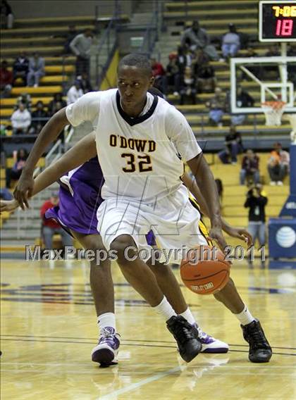 Thumbnail 3 in Sacramento @ Bishop O'Dowd (MLK Classic) photogallery.