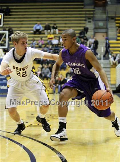 Thumbnail 2 in Sacramento @ Bishop O'Dowd (MLK Classic) photogallery.