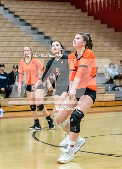 Thumbnail 1 in California vs. James Logan (NCS Div 1 Semi-Final Playoffs) photogallery.