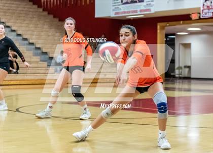Thumbnail 2 in California vs. James Logan (NCS Div 1 Semi-Final Playoffs) photogallery.