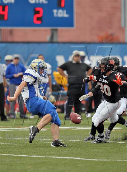 Thumbnail 2 in Marlboro Central vs. Ellenville photogallery.