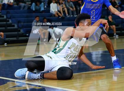 Thumbnail 3 in Long Beach Poly vs. Bishop Amat (St. John Bosco-Gahr Classic) photogallery.