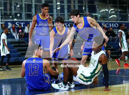 Thumbnail 2 in Long Beach Poly vs. Bishop Amat (St. John Bosco-Gahr Classic) photogallery.