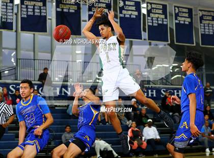 Thumbnail 3 in Long Beach Poly vs. Bishop Amat (St. John Bosco-Gahr Classic) photogallery.