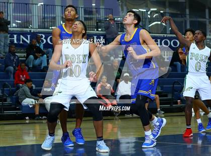 Thumbnail 3 in Long Beach Poly vs. Bishop Amat (St. John Bosco-Gahr Classic) photogallery.