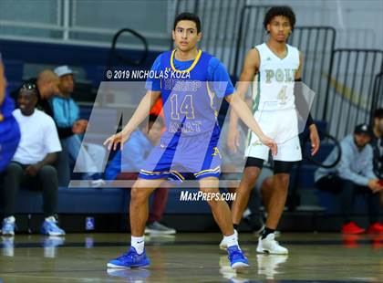 Thumbnail 2 in Long Beach Poly vs. Bishop Amat (St. John Bosco-Gahr Classic) photogallery.