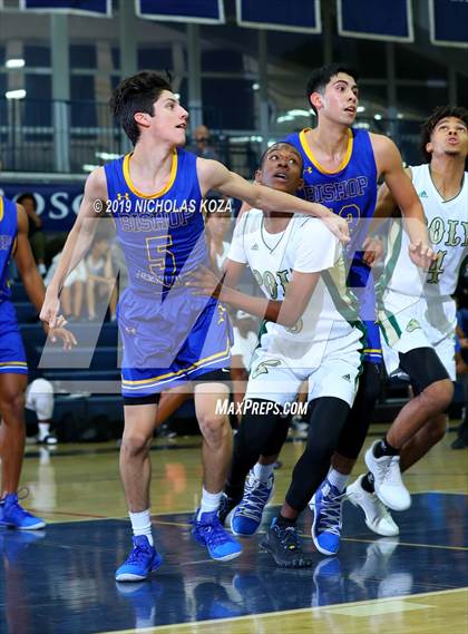 Thumbnail 3 in Long Beach Poly vs. Bishop Amat (St. John Bosco-Gahr Classic) photogallery.