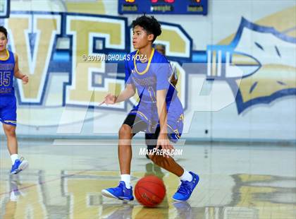 Thumbnail 3 in Long Beach Poly vs. Bishop Amat (St. John Bosco-Gahr Classic) photogallery.