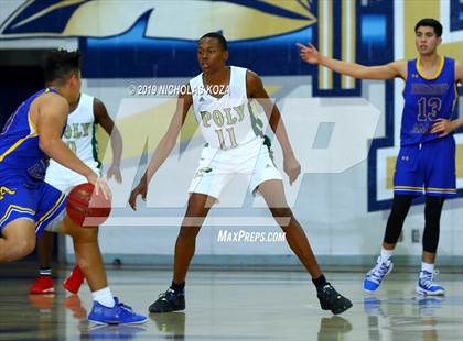 Thumbnail 3 in Long Beach Poly vs. Bishop Amat (St. John Bosco-Gahr Classic) photogallery.