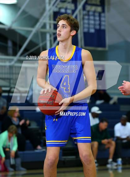 Thumbnail 3 in Long Beach Poly vs. Bishop Amat (St. John Bosco-Gahr Classic) photogallery.