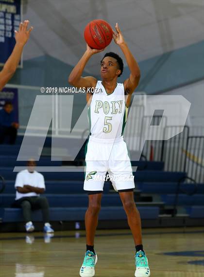 Thumbnail 1 in Long Beach Poly vs. Bishop Amat (St. John Bosco-Gahr Classic) photogallery.