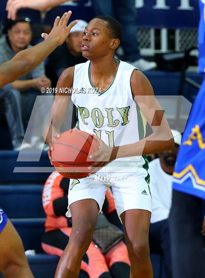 Thumbnail 3 in Long Beach Poly vs. Bishop Amat (St. John Bosco-Gahr Classic) photogallery.
