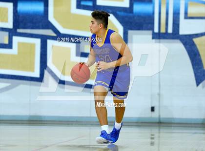 Thumbnail 3 in Long Beach Poly vs. Bishop Amat (St. John Bosco-Gahr Classic) photogallery.