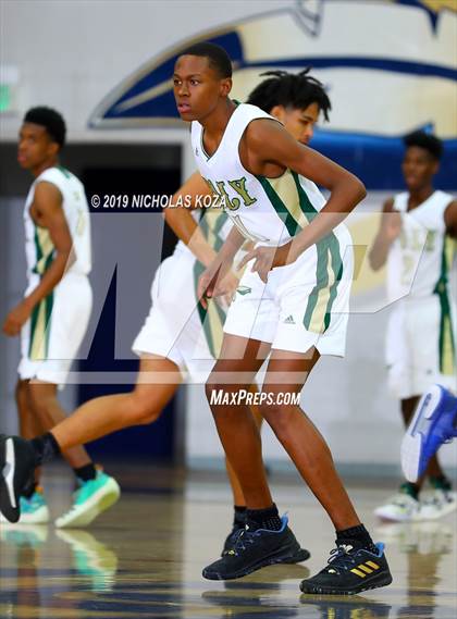 Thumbnail 3 in Long Beach Poly vs. Bishop Amat (St. John Bosco-Gahr Classic) photogallery.