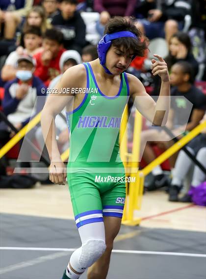 Thumbnail 2 in CIF-CS Grand Masters (Round 1) photogallery.