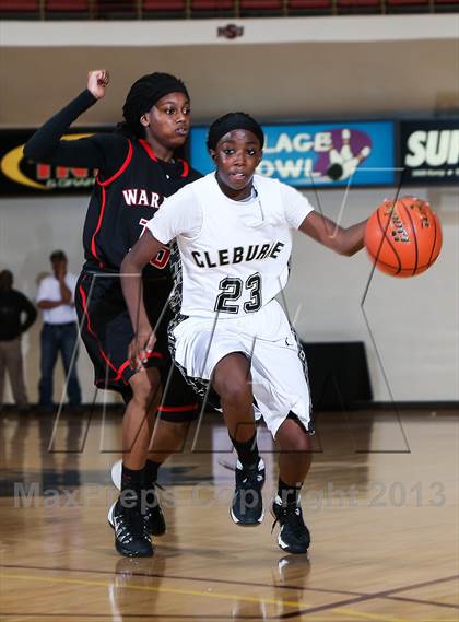 Thumbnail 3 in Cleburne vs. Martin (Fantasy of Lights Tournament) photogallery.